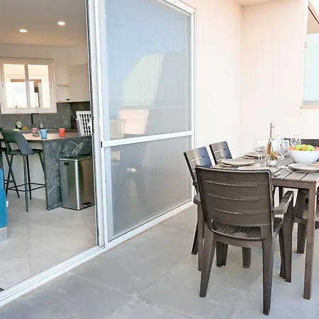 A Sunny Bay View + Shared Pool Gozo - Happy Apartament Xagħra