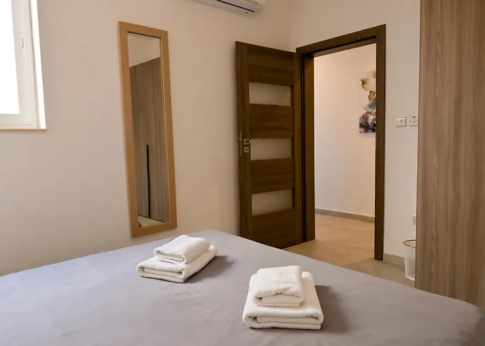 Appartement Seaview Pool And Modern Gozo - Happy